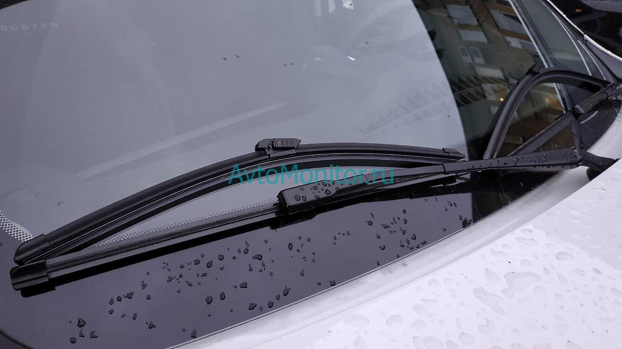 Внешний вид дворников Рено Дастер на автомобиле