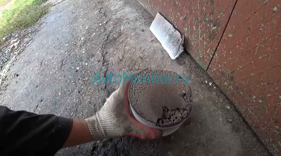 Вышедший из строя катализатор Renault Logan