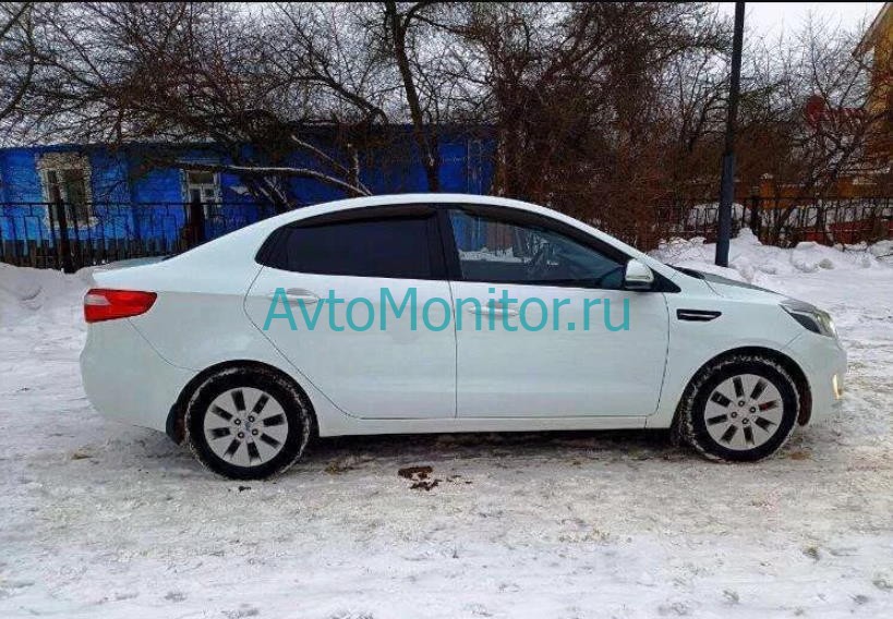 Внешний вид колес на автомобиле Киа Рио 3